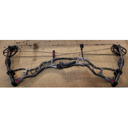 HOYT Compound Bow Vector 32 IN STOCK*