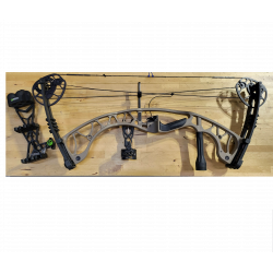 HOYT Compound Bow Torrex Hunting RTS Kit USED*